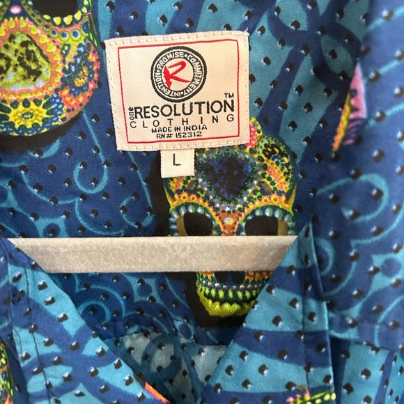 One Resolution Dia de Los muertos sugar Skull Shirt, size L, EUC - Picture 2 of 4